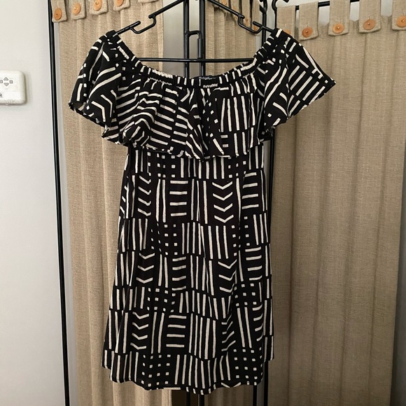 Madewell Off-The-Shoulder Rio Beach Dress - Picture 2 of 4